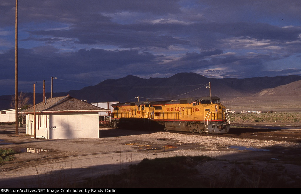 UP 9384 West at Gerlach